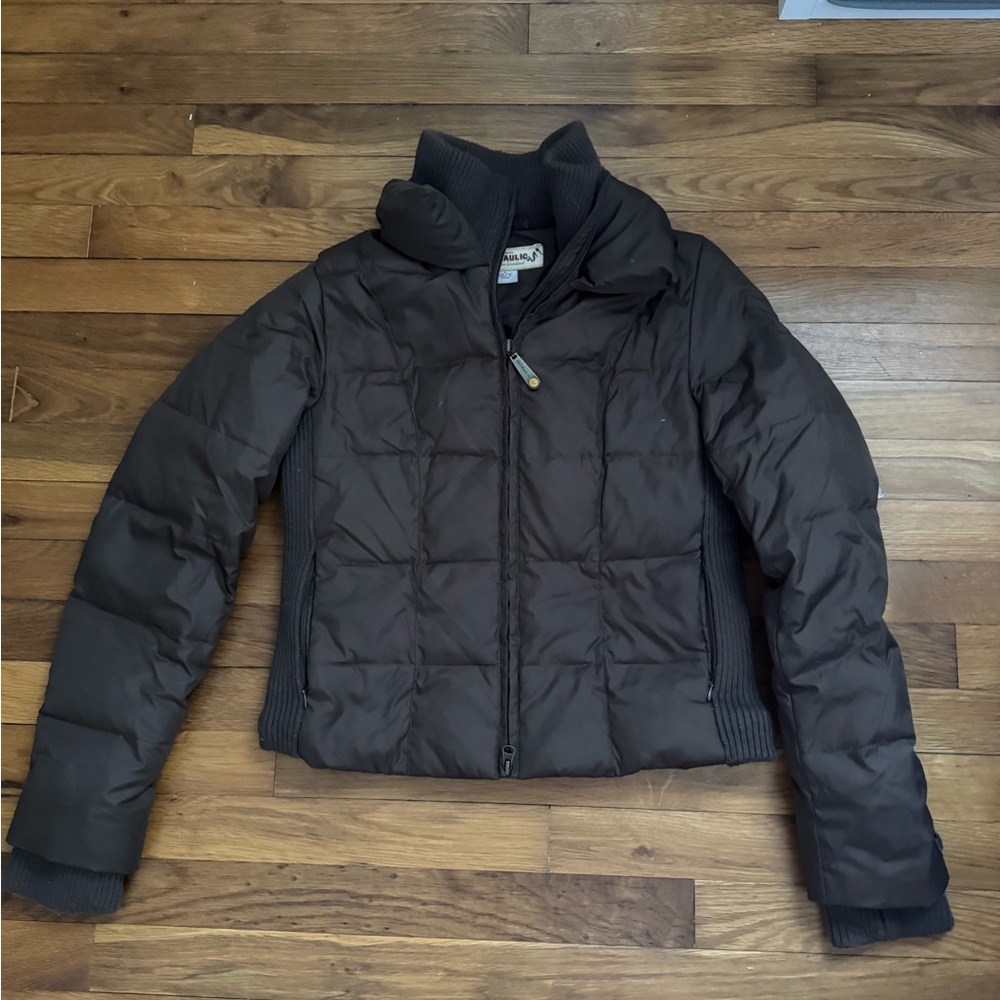 Women’s brown ski jacket
